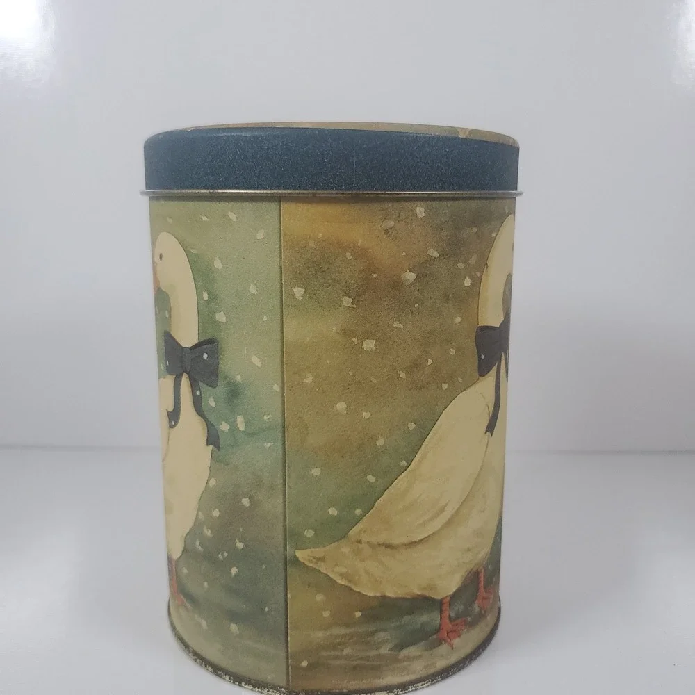 Snow Geese Goose Duck Canister Tin Vintage 80s 90s  Metal Container 6